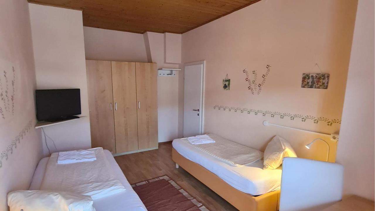 Pension Goeschlberger Mondsee Exterior foto