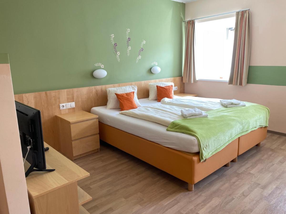 Pension Goeschlberger Mondsee Exterior foto