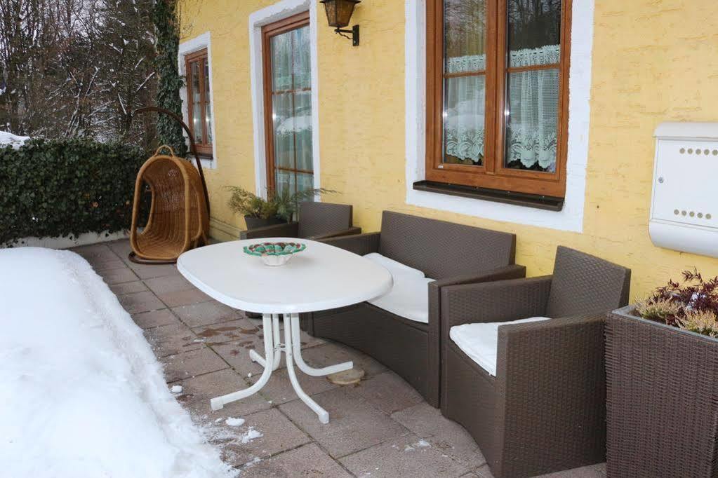 Pension Goeschlberger Mondsee Exterior foto